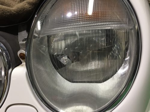 S210のヘッドライト磨き
